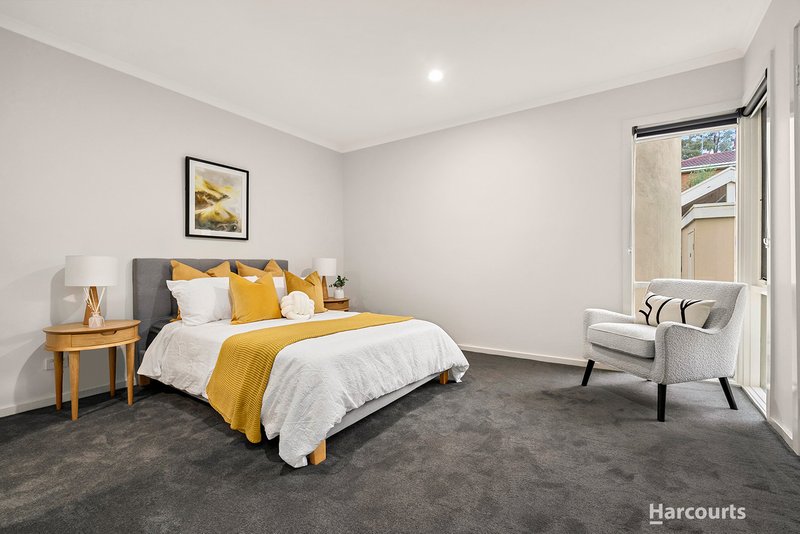 Photo - 2/11 Milne Street, Templestowe VIC 3106 - Image 7