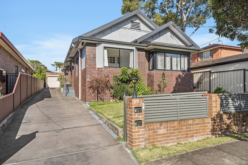 Photo - 2/11 Moyarta Street, Hurstville NSW 2220 - Image