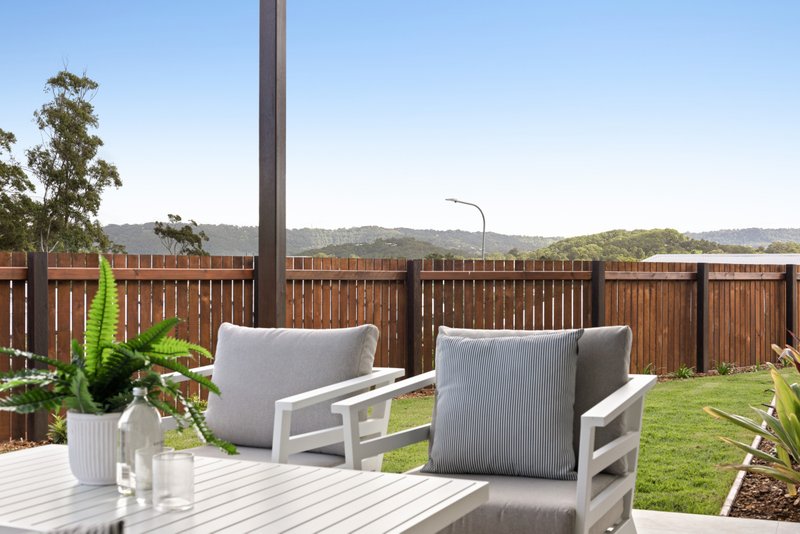 Photo - 2/11 Northview Place, Woombye QLD 4559 - Image 1