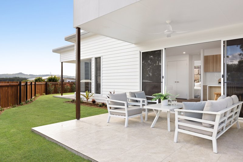 Photo - 2/11 Northview Place, Woombye QLD 4559 - Image 2