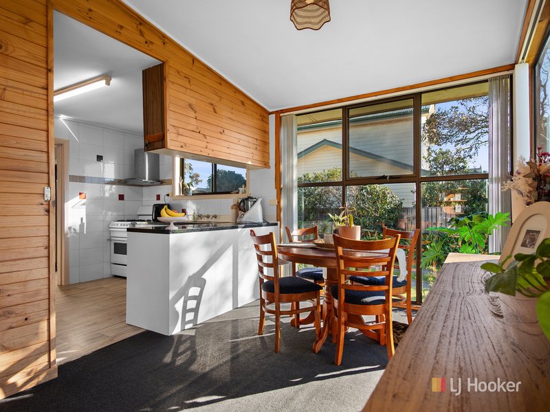 Photo - 211 Old Bass Highway, Wynyard TAS 7325 - Image 9