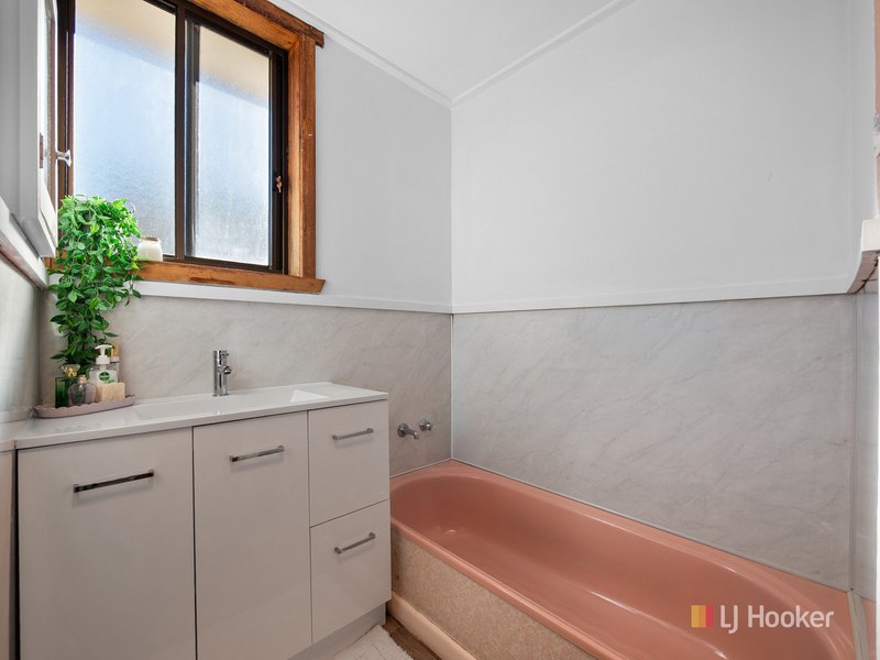 Photo - 211 Old Bass Highway, Wynyard TAS 7325 - Image 14