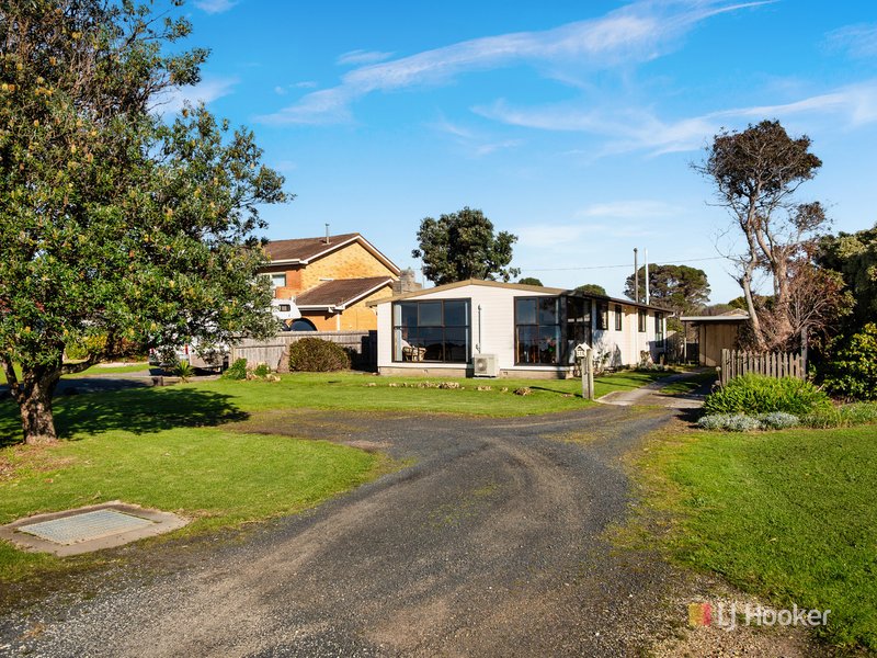 Photo - 211 Old Bass Highway, Wynyard TAS 7325 - Image 21