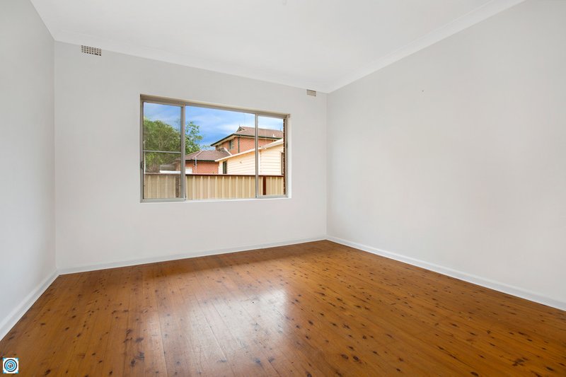 Photo - 2/11 Osborne Street, Wollongong NSW 2500 - Image 4