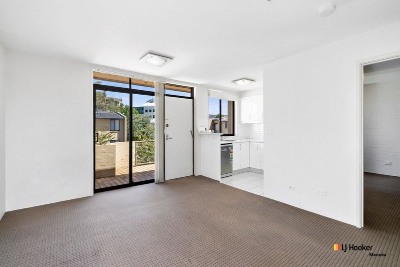 Photo - 21/1 Oxley Street, Griffith ACT 2603 - Image 2