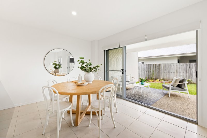 Photo - 2/11 Pangali Circuit, Birtinya QLD 4575 - Image 3