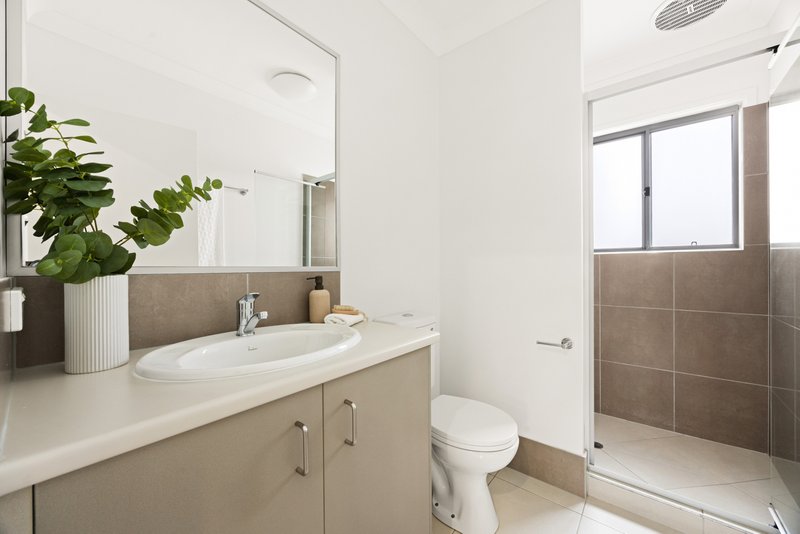 Photo - 2/11 Pangali Circuit, Birtinya QLD 4575 - Image 8