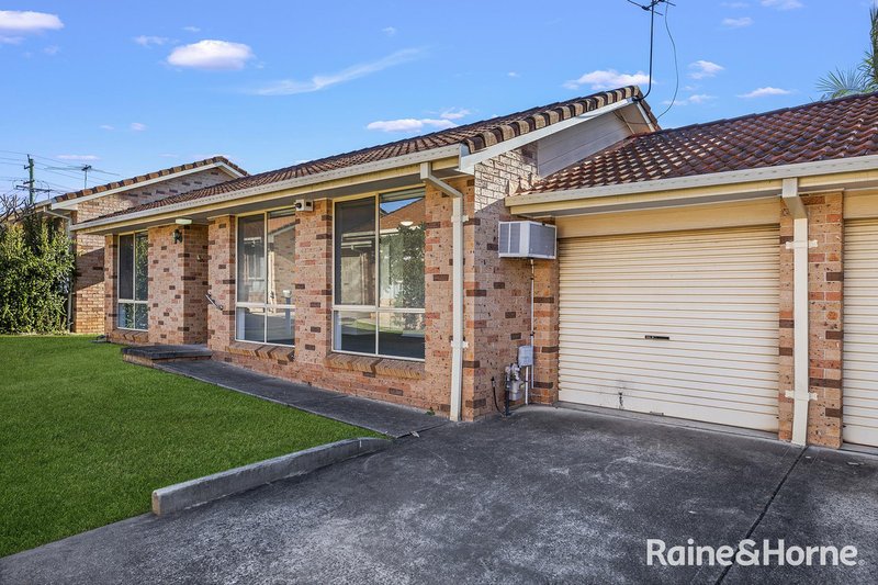 2/11 Park Street, Ingleburn NSW 2565