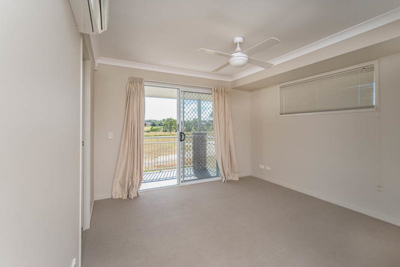 Photo - 2/11 Peterson Street, Beaudesert QLD 4285 - Image 3