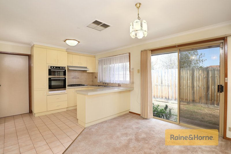 Photo - 2/11 Phillip Street, Melton South VIC 3338 - Image 3