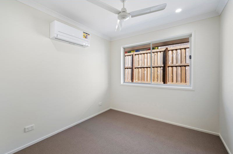 Photo - 2/11 Pleasant Street, Morayfield QLD 4506 - Image 6