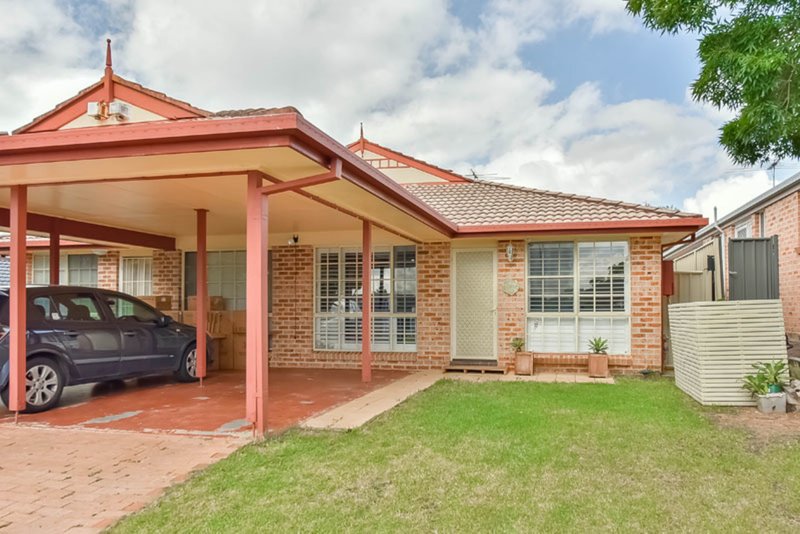 2/11 Pontiac Place, Ingleburn NSW 2565