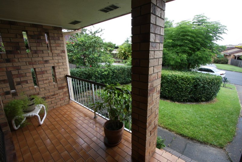 Photo - 2/11 Raftery Street, Ashmore QLD 4214 - Image 2