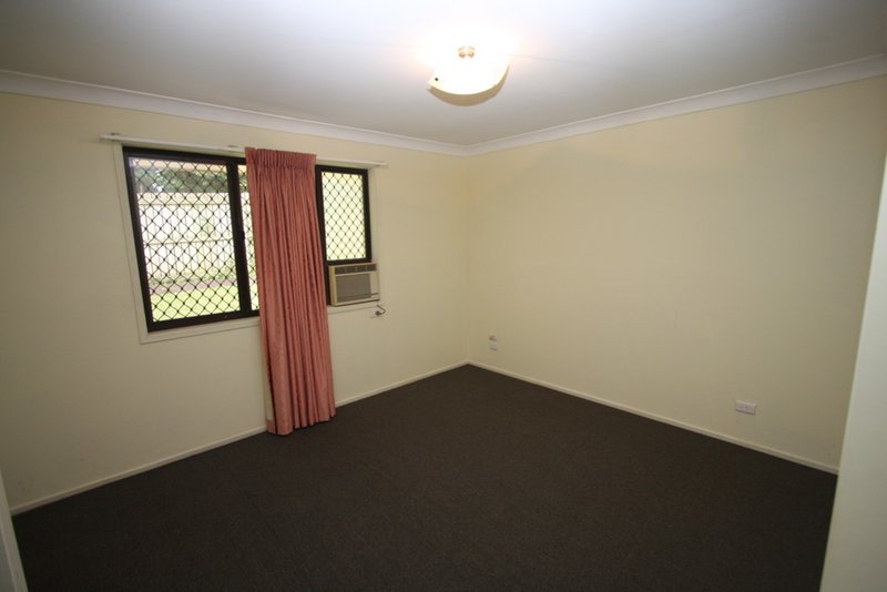 Photo - 2/11 Raftery Street, Ashmore QLD 4214 - Image 5