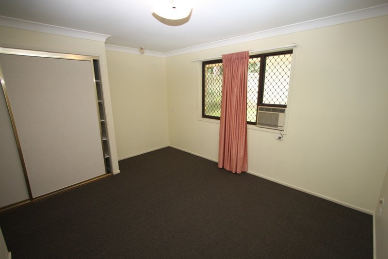 Photo - 2/11 Raftery Street, Ashmore QLD 4214 - Image 6