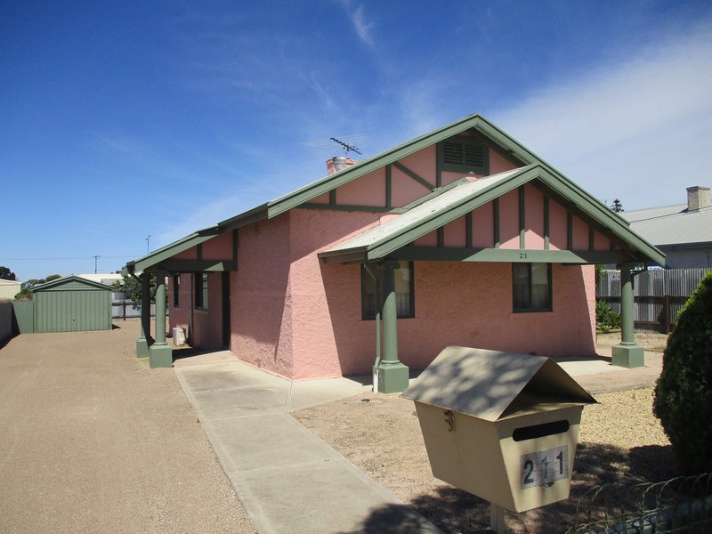 Photo - 211 Railway Terrace, Tailem Bend SA 5260 - Image 2