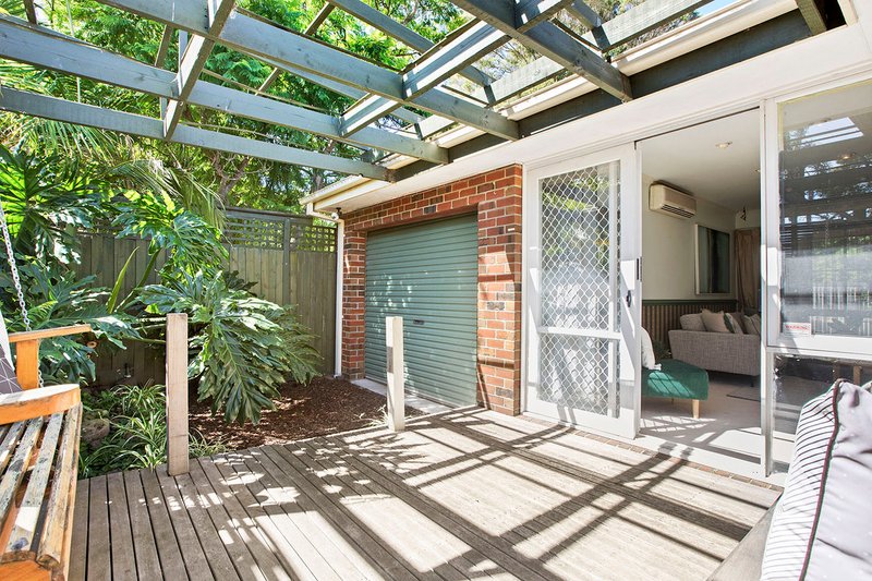 Photo - 2/11 Rossmith Avenue, Beaumaris VIC 3193 - Image 11