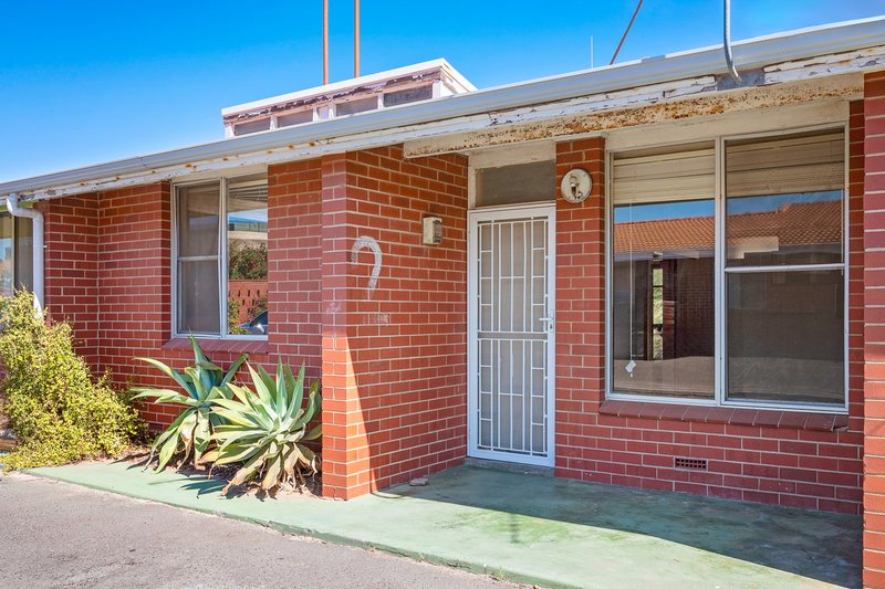 Photo - 2/11 Scott Street, Bunbury WA 6230 - Image 2