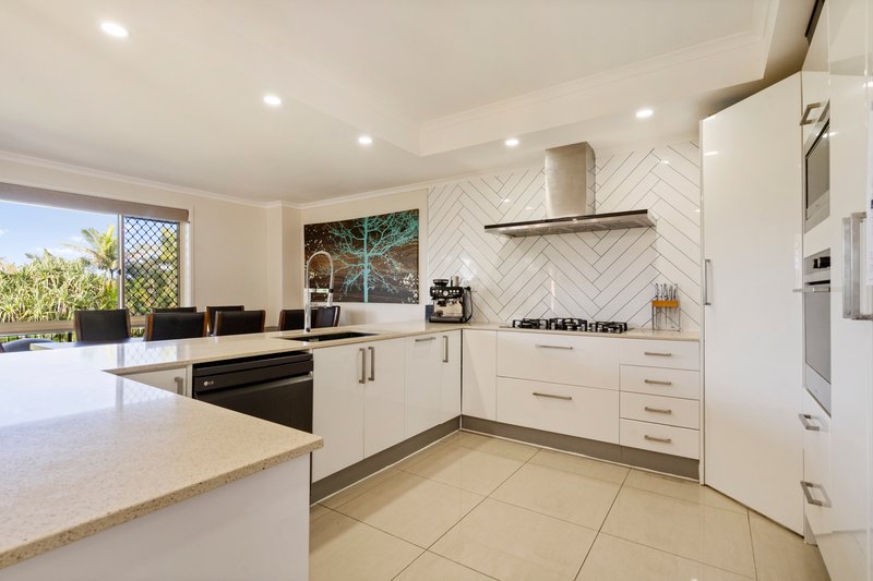 Photo - 2/11 Sequoia Court, Banora Point NSW 2486 - Image 2