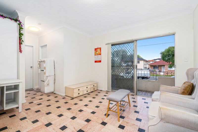 Photo - 2/11 Simpson Street, Auburn NSW 2144 - Image 8