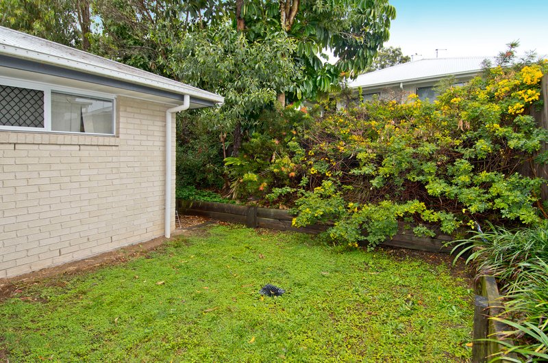 Photo - 2/11 Spruce Street, Loganlea QLD 4131 - Image 11