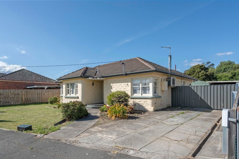 Photo - 211 St Leonards Road, St Leonards TAS 7250 - Image 2