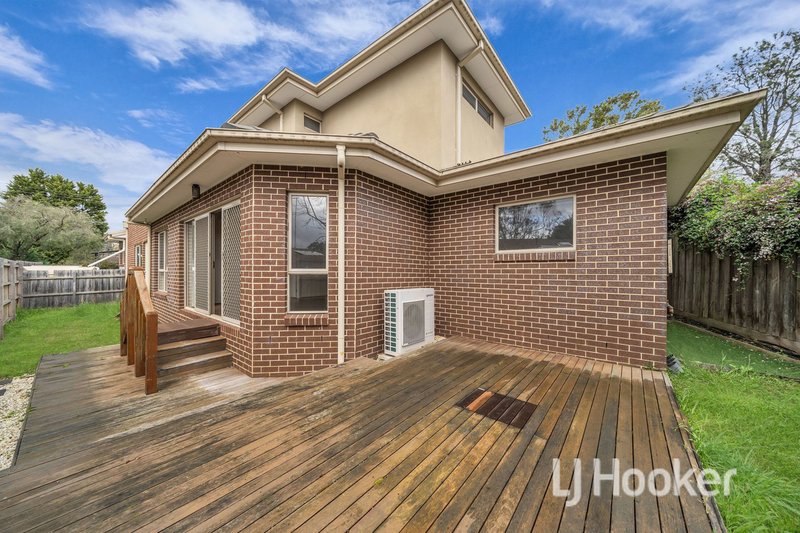 Photo - 2/11 Stuart Crescent, Nunawading VIC 3131 - Image 2
