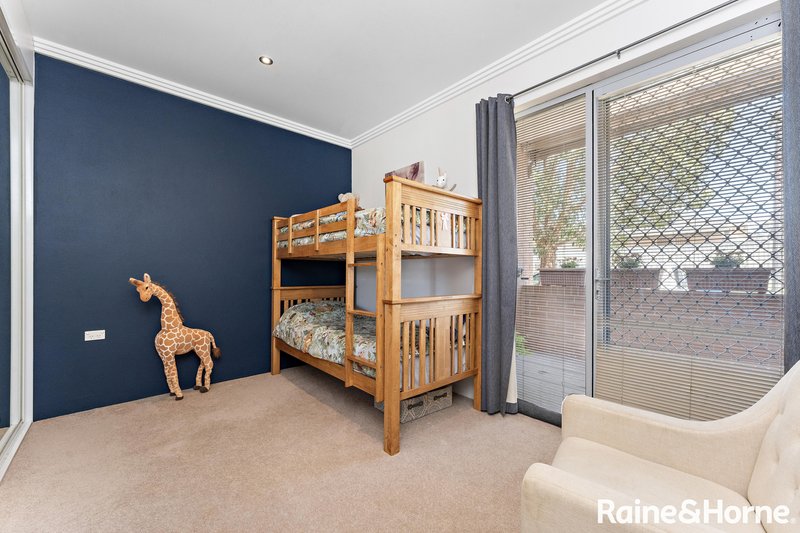 Photo - 2/11 Stuart Street, Helensburgh NSW 2508 - Image 10