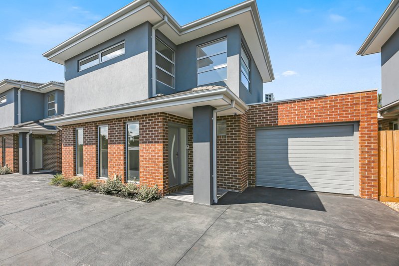 2/11 Sweeney Drive, Narre Warren VIC 3805