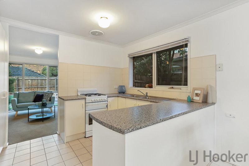 Photo - 2/11 The Avenue, Ferntree Gully VIC 3156 - Image 5