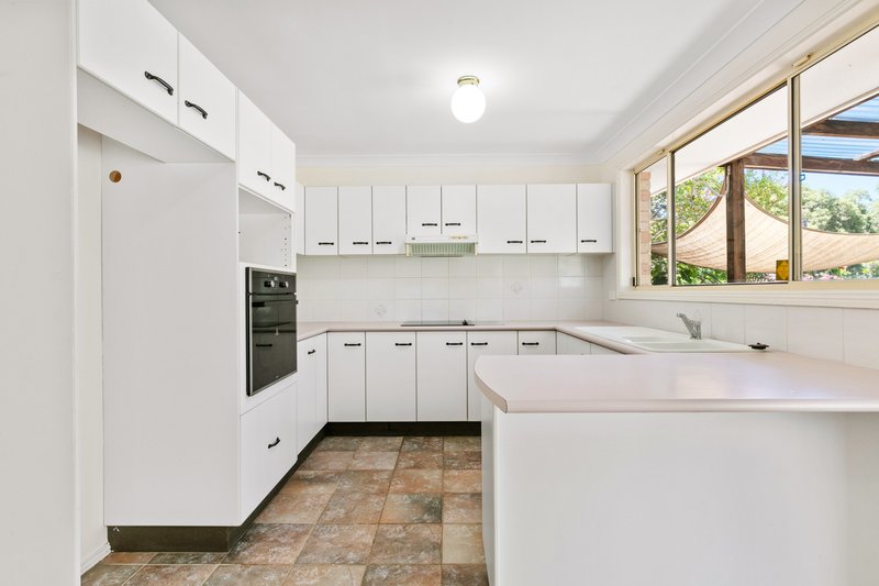 Photo - 2/11 Twin Lakes Drive, Lake Haven NSW 2263 - Image 3