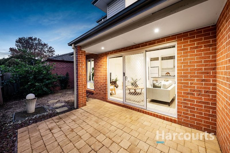 Photo - 2/11 View Road, Bayswater VIC 3153 - Image 7