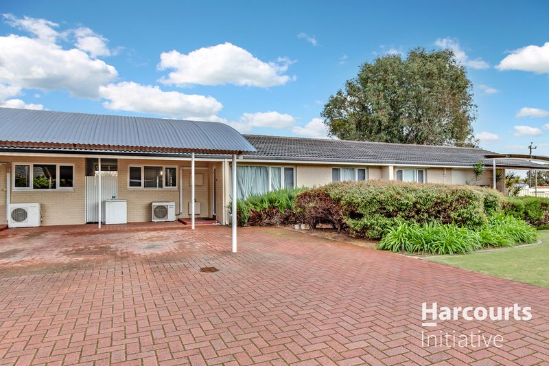 Photo - 2/11 Westbrook Way, Girrawheen WA 6064 - Image 2