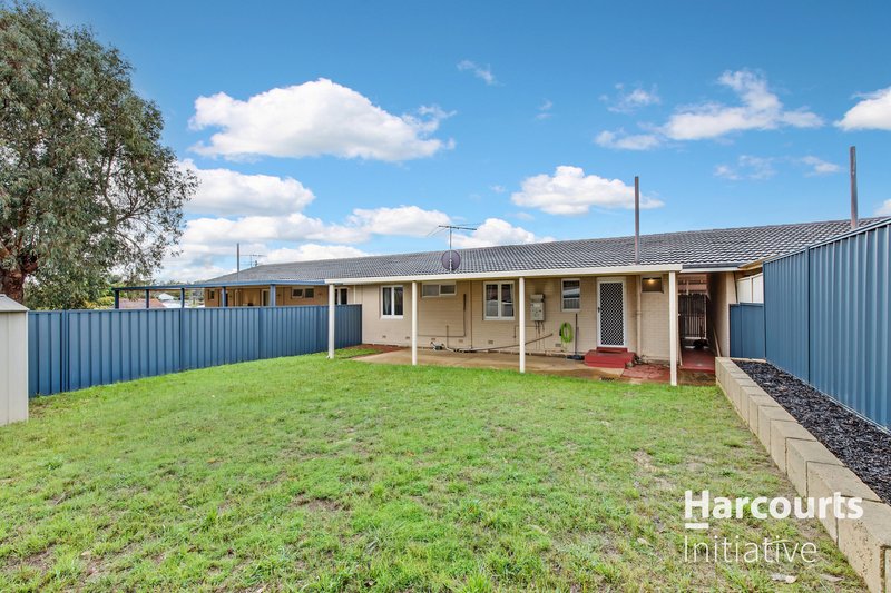 Photo - 2/11 Westbrook Way, Girrawheen WA 6064 - Image 17