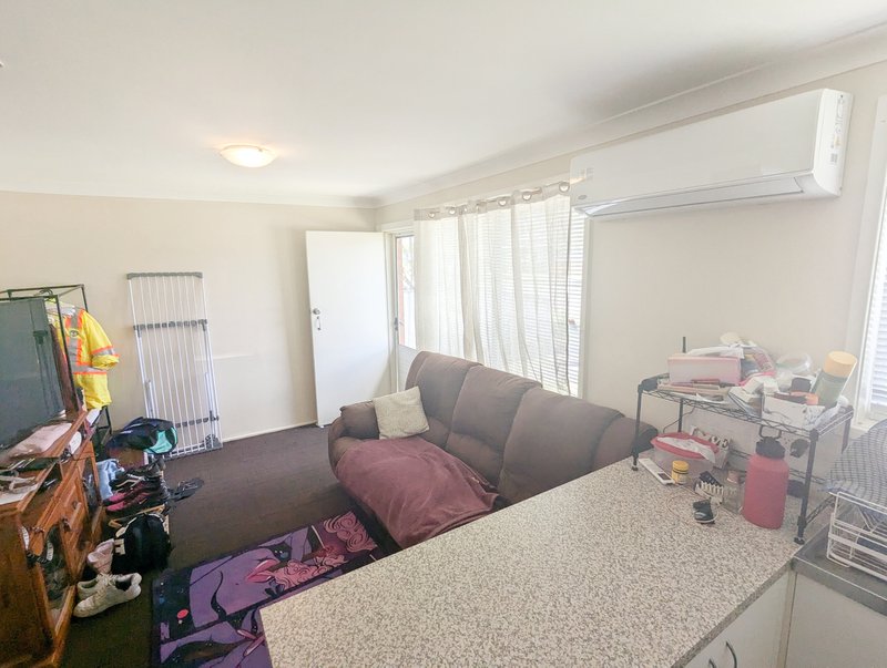 Photo - 2/11 Wickham Street, Stanford Merthyr NSW 2327 - Image 6