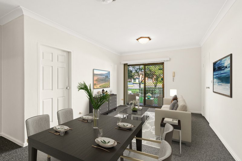 Photo - 2/11 Windle Street, Lake Illawarra NSW 2528 - Image 3