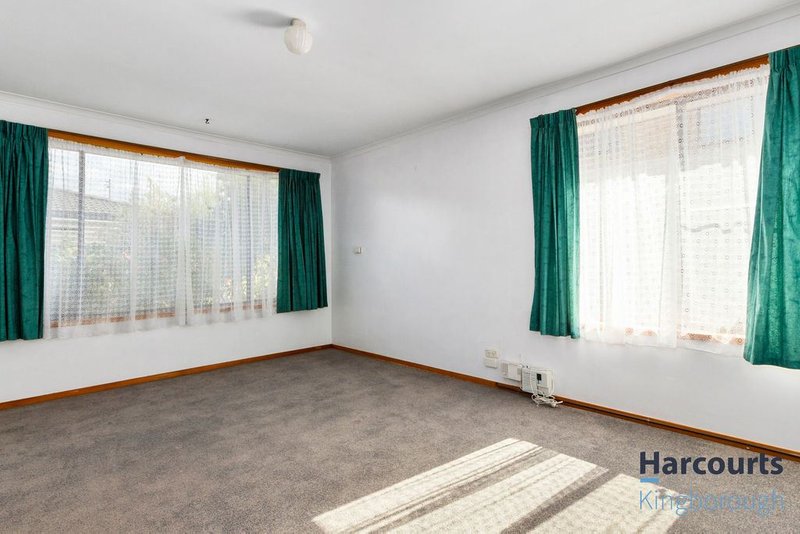 Photo - 2/11 Windsor Street, Kingston Beach TAS 7050 - Image 6