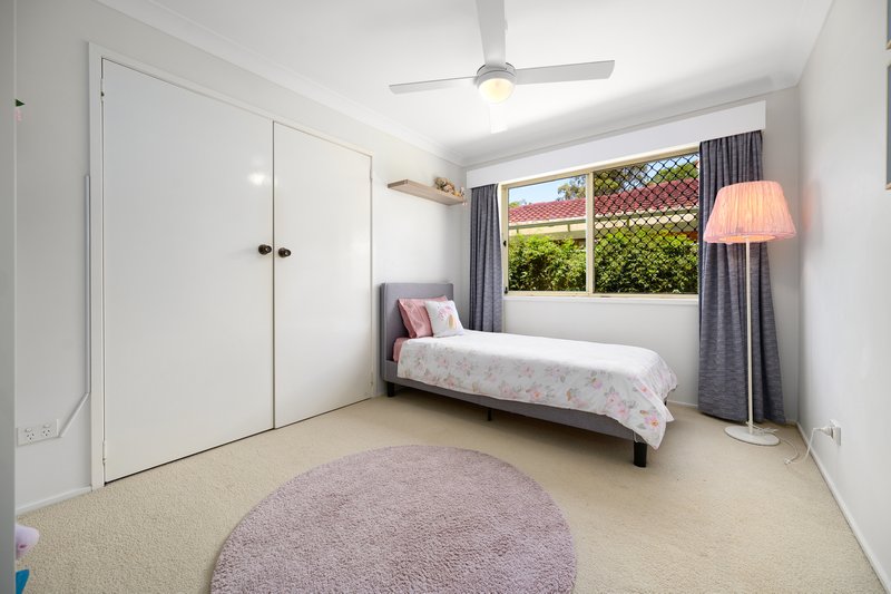 Photo - 2/11 Woodgate Place, Paradise Point QLD 4216 - Image 10