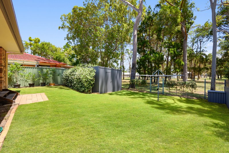 Photo - 2/11 Woodgate Place, Paradise Point QLD 4216 - Image 17