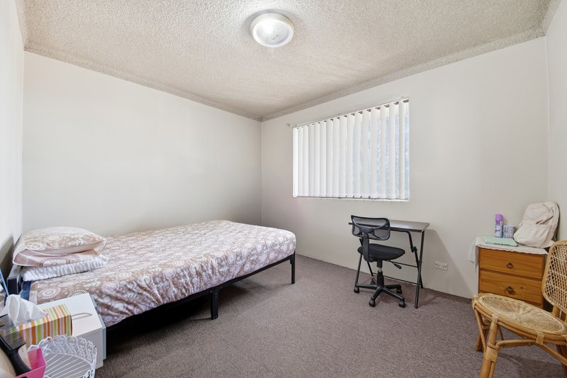 Photo - 21/10 Forbes Street, Warwick Farm NSW 2170 - Image 4