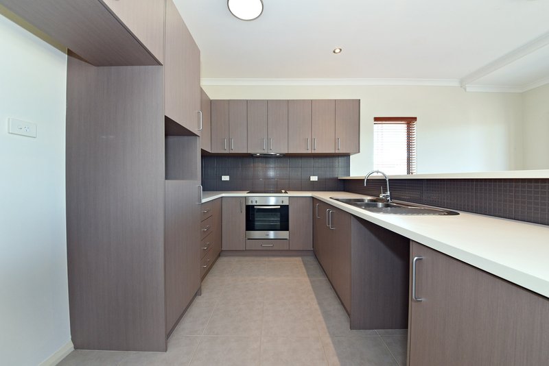 Photo - 21/10 Pavonia Link, Clarkson WA 6030 - Image 7