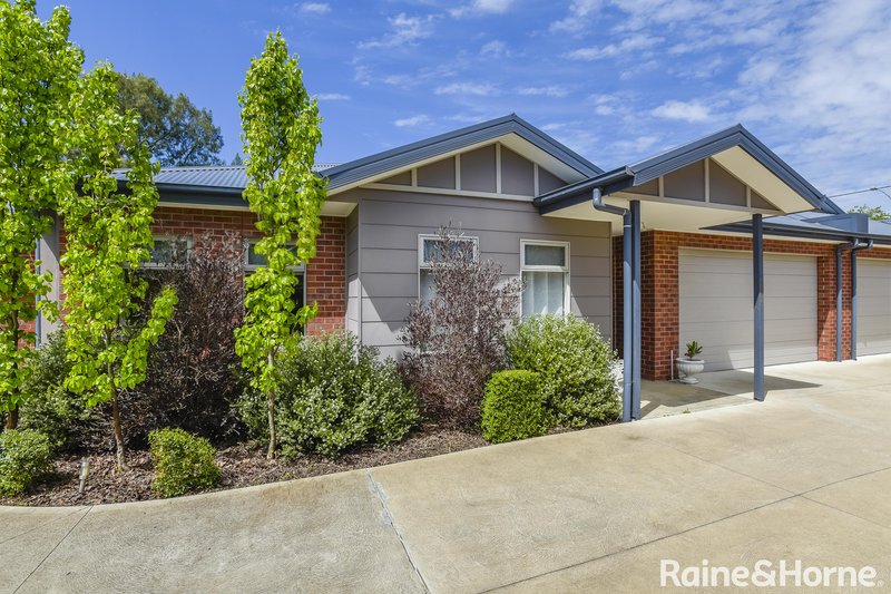 2/110 Piper Street, Kyneton VIC 3444