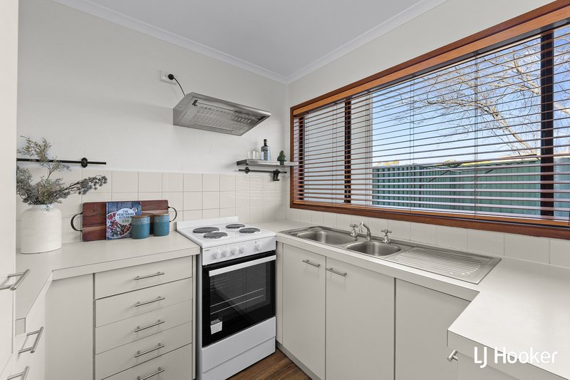 Photo - 21/100 Chewings Street, Page ACT 2614 - Image 4