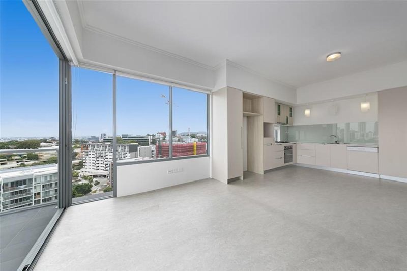 Photo - 21103/63 Blamey Street, Kelvin Grove QLD 4059 - Image 4