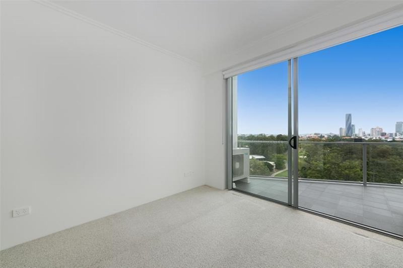 Photo - 21103/63 Blamey Street, Kelvin Grove QLD 4059 - Image 6