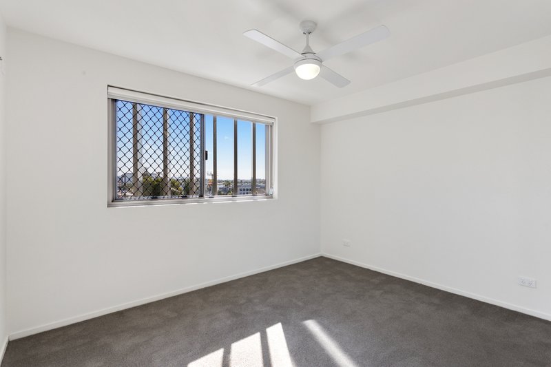 Photo - 21/1049 Wynnum Road, Cannon Hill QLD 4170 - Image 8