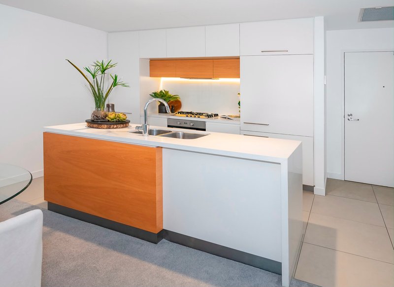 Photo - 21105/37D Harbour Road, Hamilton QLD 4007 - Image 8