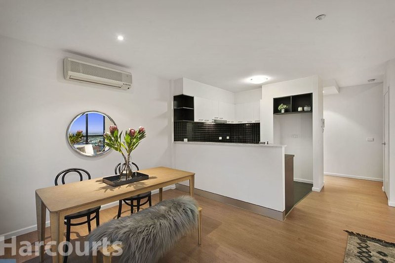 Photo - 2110/87 Franklin Street, Melbourne VIC 3000 - Image 5