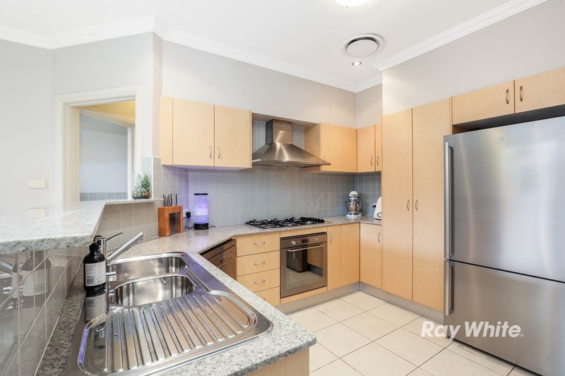 Photo - 21/11 Harrington Avenue, Castle Hill NSW 2154 - Image 3