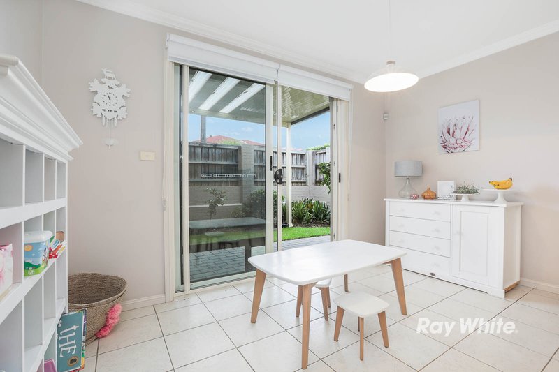 Photo - 21/11 Harrington Avenue, Castle Hill NSW 2154 - Image 6